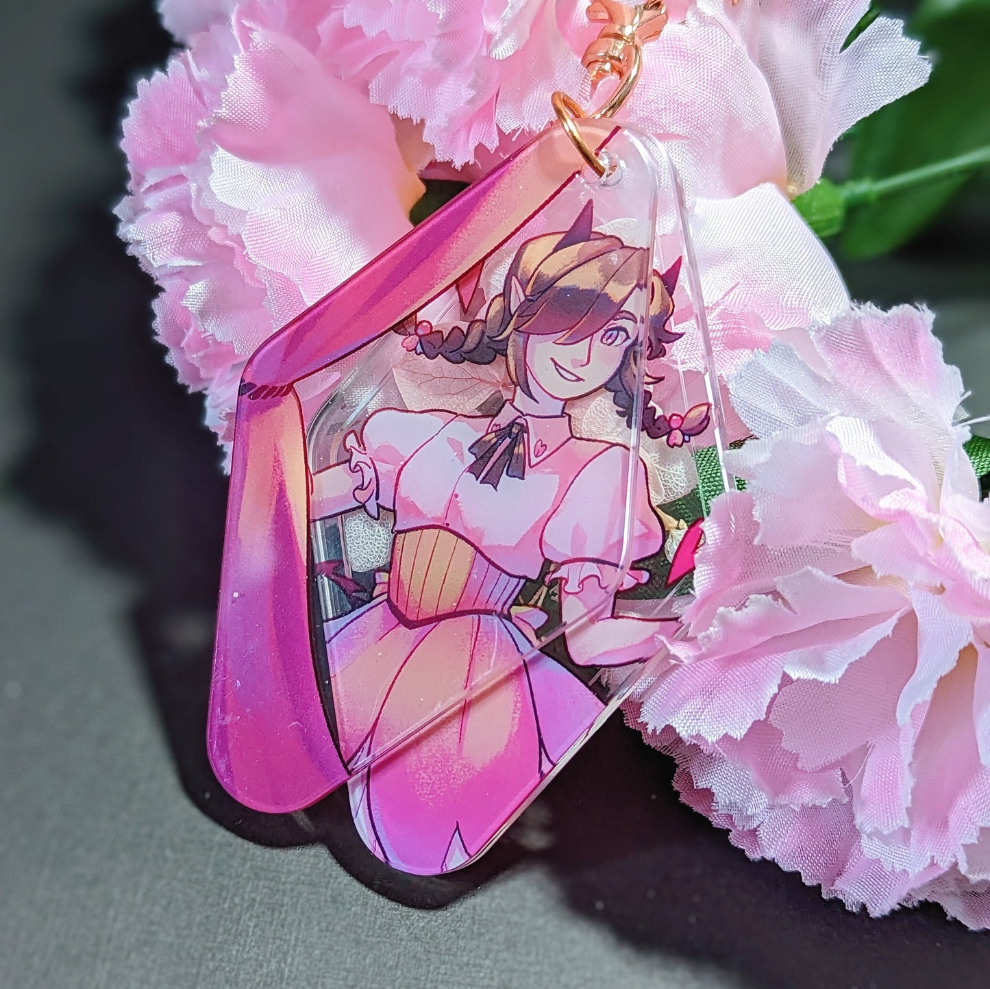 Dried Flower Acrylic Charm - Showtime! (Original Design)
